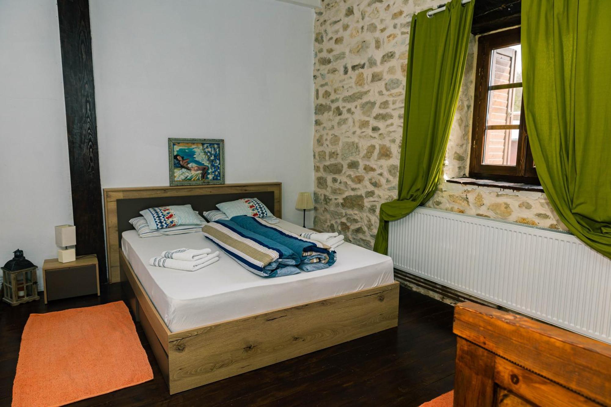 Casa Thea Cheile Nerei Hotel Socolari Exterior photo
