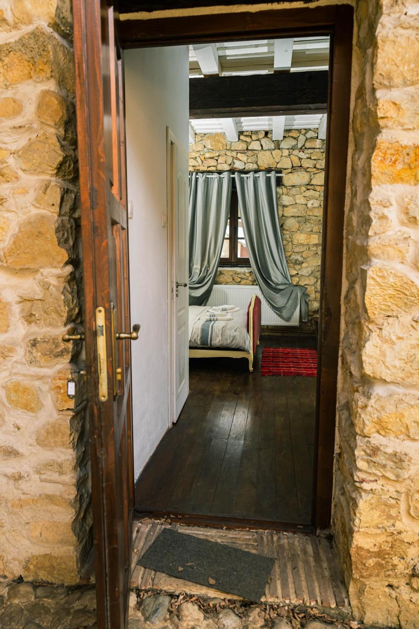 Casa Thea Cheile Nerei Hotel Socolari Exterior photo