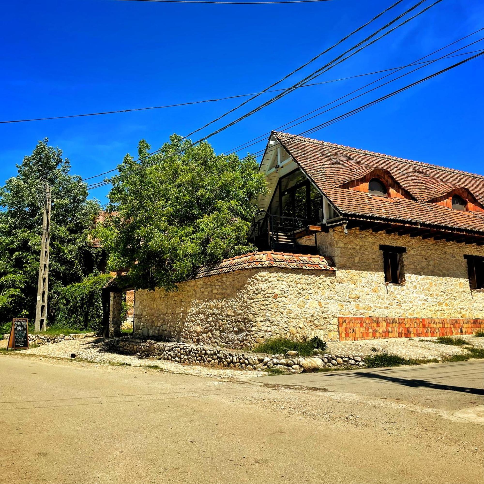 Casa Thea Cheile Nerei Hotel Socolari Exterior photo